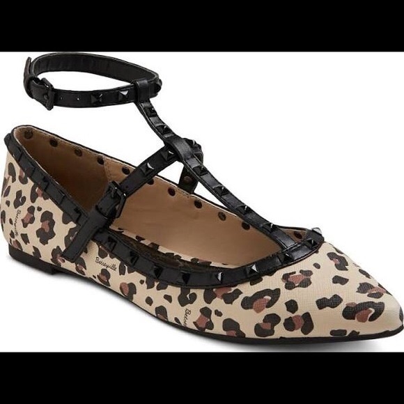 Betsey Johnson Shoes - Betsey Johnson Betseyville epic leopard flats